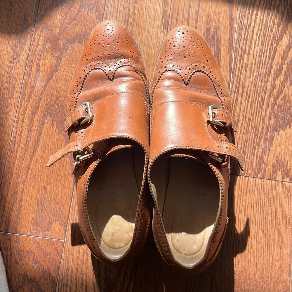 All leather loafers